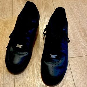 Nike mens Air Force One black size 10.5